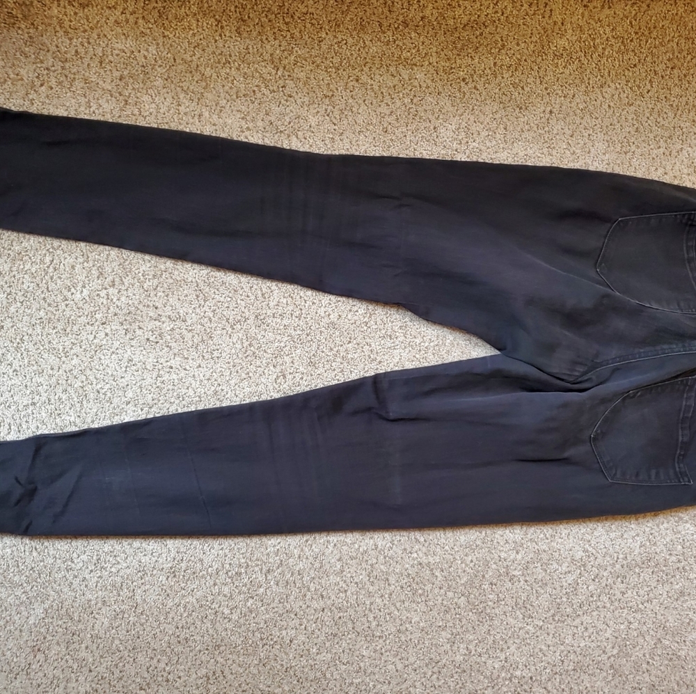 Black Skinny jeans